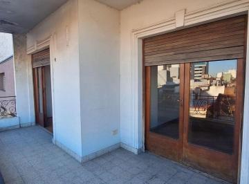PH · 95m² · 3 Ambientes · 1 Cochera · Departamento - 3 Ambientes C/dep - Guardacoche - Patio