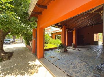 Casa · 155m² · 5 Ambientes · 2 Cocheras · Venta Casa Semicentro Tandil