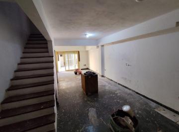 PH · 130m² · 4 Ambientes · 1 Cochera · Venta PH 3 Ambientes Ciudadela