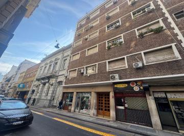 Departamento · 55m² · 3 Ambientes · Departamento 3 Ambientes Pb 2 Patios 2 Baños Uade