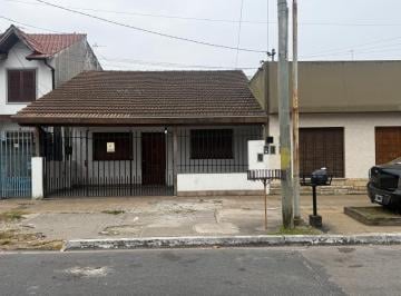 PH · 70m² · 4 Ambientes · 1 Cochera · PH 4 Ambientes Villa Luzuriaga Cochera Fondo Frent