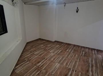 Casa · 233m² · 10 Ambientes · 1 Cochera · Casa en Block en Venta en Burzaco Ideal Inversores