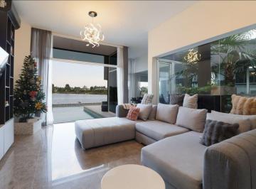 Casa · 285m² · 4 Ambientes · 4 Cocheras · Casa en Venta a La Laguna Villanueva Financiacion