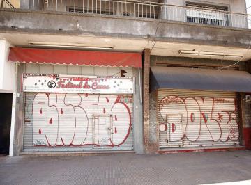 Local comercial · 239m² · Venta Locales + Prop a Refacc – Ramos Mejia