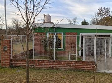Casa · 126m² · 4 Ambientes · 2 Cocheras · Venta Casa 2 Dorm. Anisacate Los Talas