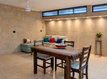 Casa · 130m² · 4 Ambientes · 1 Cochera · Venta de Duplex en 6ta Seccion