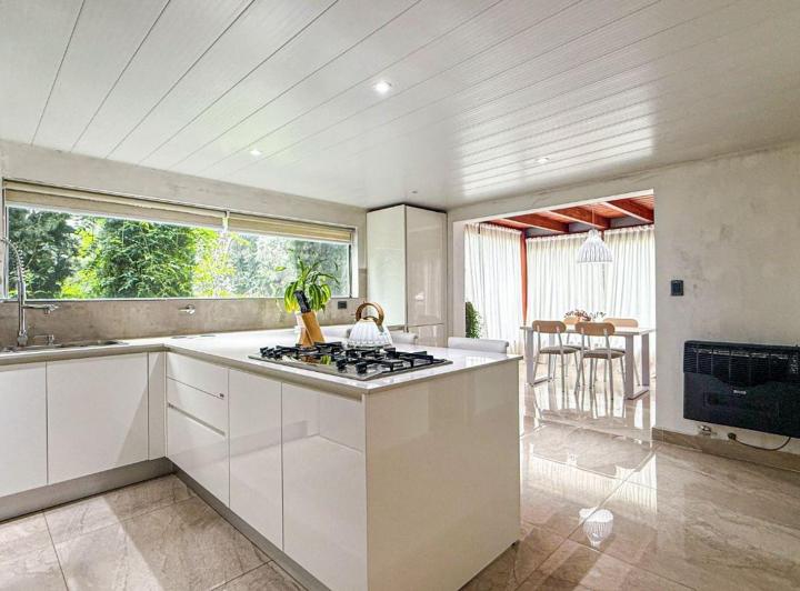 Casa · 123m² · 5 Ambientes · 1 Cochera
