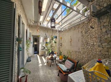 PH · 132m² · 5 Ambientes · Venta PH 5 Ambientes Parque Patricios S/expensas