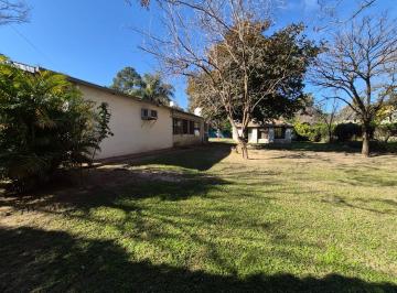 Casa · 108m² · 3 Ambientes · 1 Cochera · Venta Casaquinta en Villacalifornia