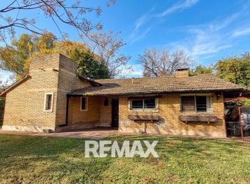 Casa · 173m² · 5 Ambientes · 3 Cocheras · Venta Casa, 1.350 m² Terreno 173 Cub. Tortuguitas