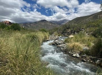 Terreno · 2000m² · Lote en Venta Potrerillos Mendoza