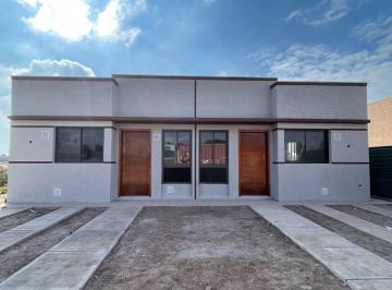 Casa · 75m² · 3 Ambientes · 1 Cochera · Casa Entrega en 10 Dias - Bº Privado Pinar de Sol 9