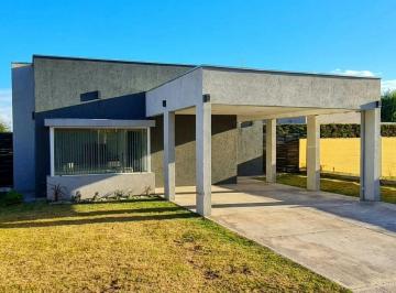 Casa · 200m² · 5 Ambientes · 2 Cocheras · Venta Casa B° Nevado Golf Club San Rafael, Mendoza
