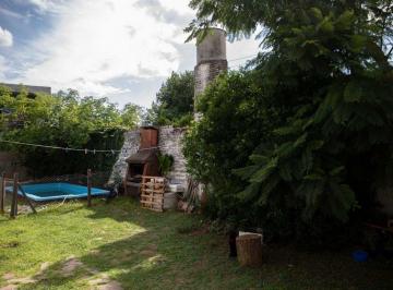 Casa · 116m² · 5 Ambientes · 1 Cochera · Venta Casa 5 Amb. Bella Vista