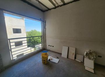 Departamento · 83m² · 3 Ambientes · Departamento Venta 3 Amb Jardín Opcional Cochera