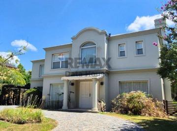 Casa · 176m² · 5 Ambientes · Venta Casa 5 Amb Bo. Septiembre Lote Central