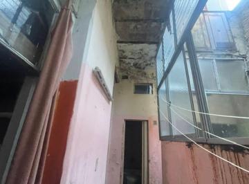 PH · 44m² · 2 Ambientes · PH 2 Amb a Refaccionar en San Nicolas por Escalera