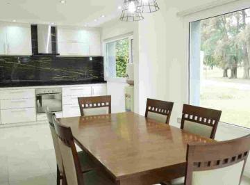 Casa · 149m² · 4 Ambientes · Casa Venta El Pato Country Club - Apto Credito