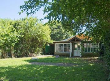 Casa · 60m² · 3 Ambientes · Venta de Casa con 2 Dorm.