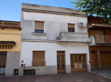 Casa · 280m² · 6 Ambientes · 2 Cocheras · Venta Casa/lote Ideal Inversor 397 m² R2 Bernal