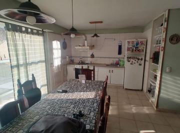 Departamento · 88m² · 4 Ambientes · 1 Cochera · Venta Depto Duplex 4 Amb Patio Cochera Quilmes