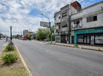 Local comercial · 95m² · Local Comercial Sobre Av Montevideo 95 m²