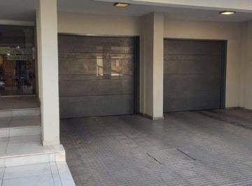 Garage · 17m² · Venta Cochera en B° Gral Paz en Edif Martinica VII