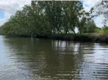 Terreno · 2020m² · Venta Lote en Bahías del Paraná - Al Canal Inferior