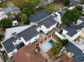 Departamento · 57m² · 3 Ambientes · 1 Cochera · Duplex 3 Ambientes Venta Monte Grande Apto Credito