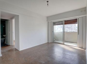 Departamento · 48m² · 3 Ambientes · Venta Departamento 3 Ambientes Balcon Flores Norte