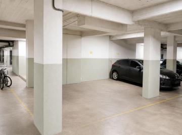 Garage · 23m² · Venta Cochera Doble Villa Ortuzar Fija y Cubierta