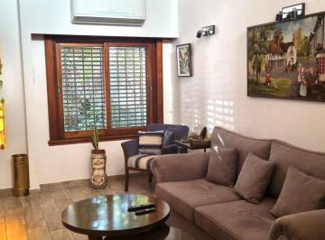 Casa · 220m² · 7 Ambientes · 2 Cocheras · Venta Casa 6 Amb. Mas Depto 2 Amb. Centro de Wilde