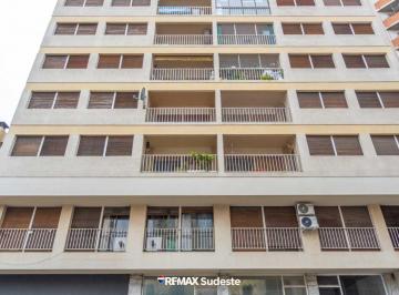 Departamento · 198m² · 4 Ambientes · Venta Semipiso Centrico C0n Terraza Propia