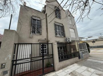 PH · 60m² · 4 Ambientes · Venta PH 4 Amb con Patio Excelente Ubic Villa Real