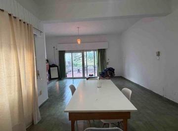 PH · 102m² · 3 Ambientes · PH en Venta en Pergamino con Patio