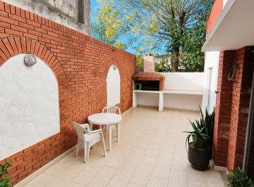 PH · 89m² · 4 Ambientes · PH 4 Amb, con Parrilla, Patio y Terraza 154 m²