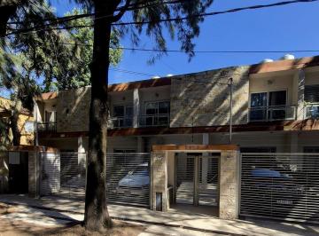 Casa · 88m² · 3 Ambientes · 1 Cochera · Venta Duplex 3 Ambientes Parque Leloir Ituzaingo