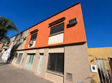 Casa · 249m² · 9 Ambientes · 2 Cocheras · Casa + Departamento a 2 Cuadras de Bv. Galvez