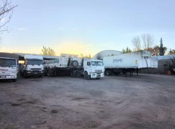 Bodega-Galpón · Galpon, Oficinas, Casa y Amplia Playa