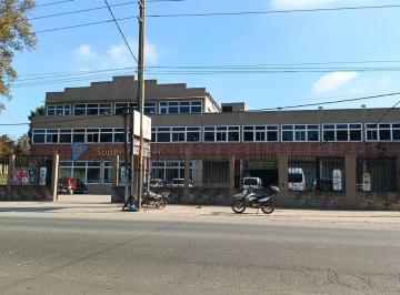 Local comercial · 160m² · Oficina, Deposito en Alquiler, Sobre Ruta