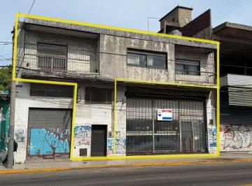 PH · 262m² · 5 Ambientes · Local + 2 Departamentos Sobre Av Vergara