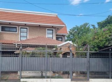 Casa · 400m² · 11 Ambientes · 1 Cochera · Venta Casa 6 Dor B° Cabildo Santiago del Estero