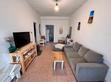 Casa · 76m² · 3 Ambientes · 1 Cochera · Casa en Venta Burzaco - Muy Buen Estado - Apto Credito