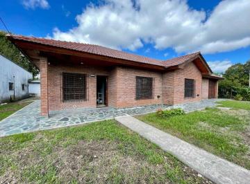Casa · 171m² · 6 Ambientes · 1 Cochera · Casa en Venta Tipo Chalet + Galpon Olmos La Plata