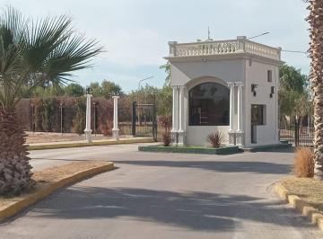 Terreno · 718m² · Venta de Lote en B° La Fontana C. Segovia Gllen