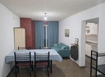 Departamento · 74m² · 4 Ambientes · 2 Cocheras · Venta de Departamento Planta Baja - Las Heras