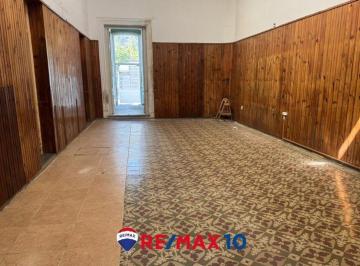Casa · 291m² · 14 Ambientes · Propiedad con Excelente Potencial Comercial
