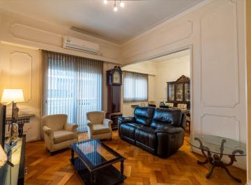 Departamento · 121m² · 4 Ambientes · Vanta de Dpto 4 Ambientes con Dependencia Flores
