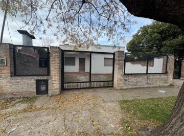 Casa · 2 Ambientes · Casa 2 Ambientes en Venta Rafael Calzada en Bloque