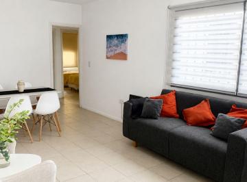 Departamento · 80m² · 3 Ambientes · 1 Cochera · Alquila Depto. 2 Dorm. Cochera en Godoy Cruz